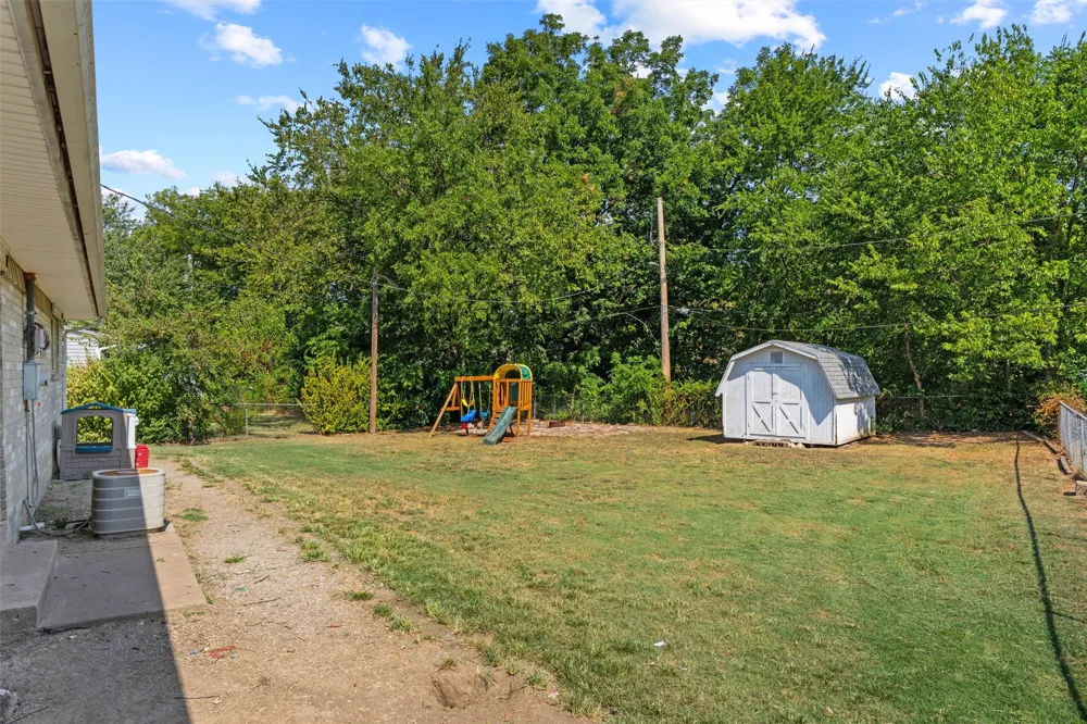 104 E Pine Court Skiatook, OK 74070