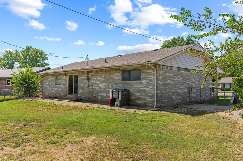 104 E Pine Court Skiatook, OK 74070