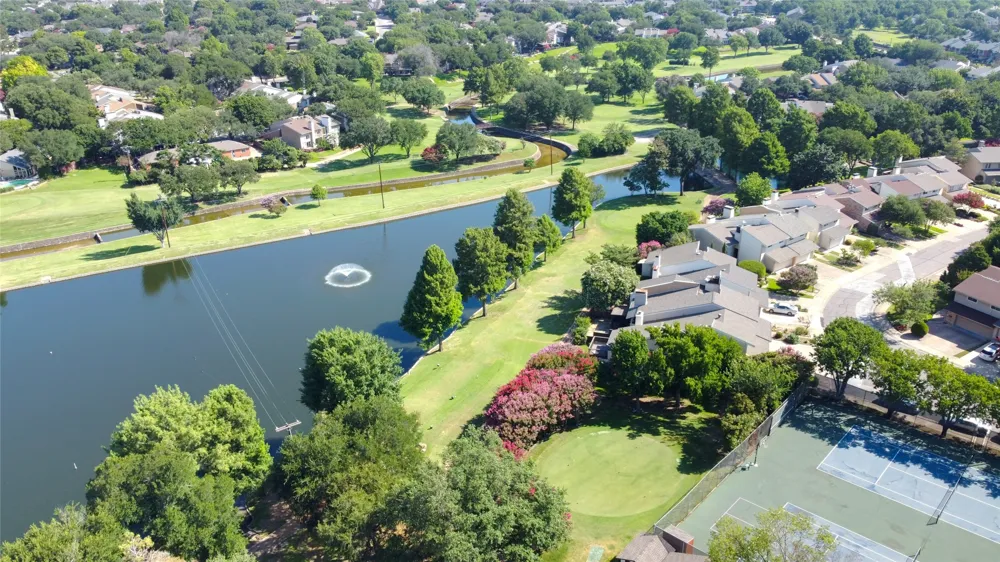 19 Country Lake Drive Carrollton, TX 75006