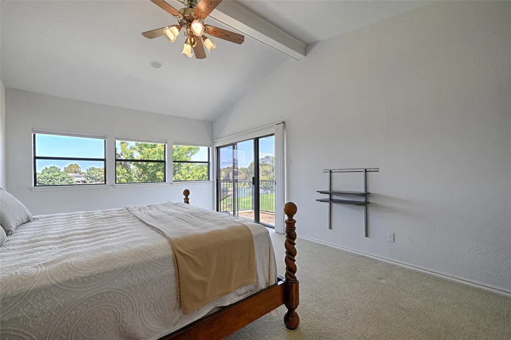 19 Country Lake Drive Carrollton, TX 75006