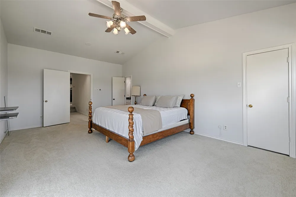 19 Country Lake Drive Carrollton, TX 75006