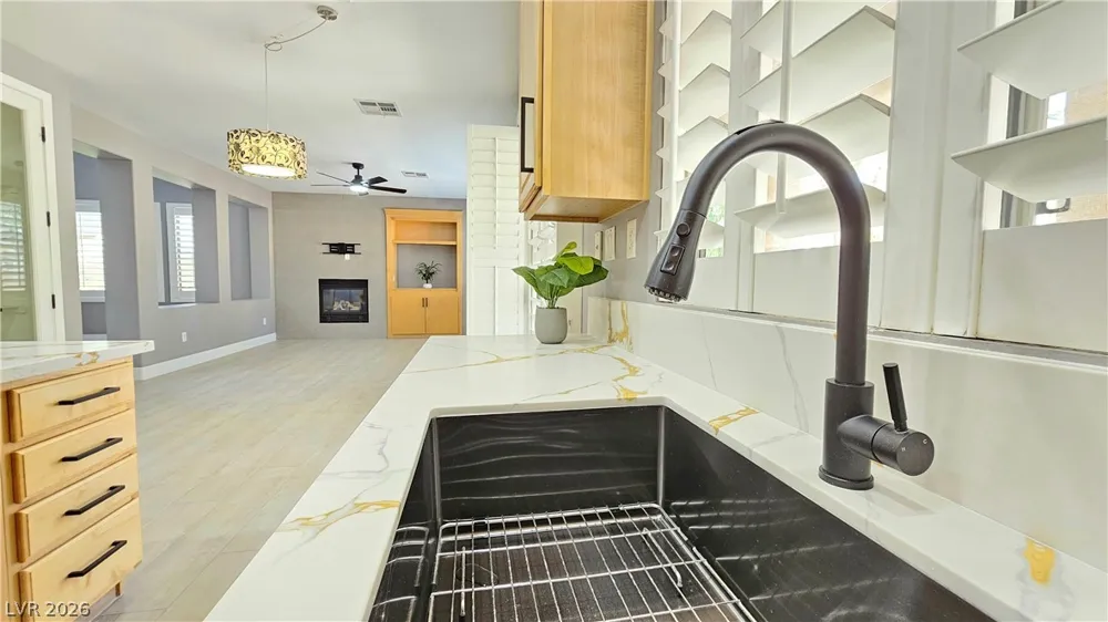 326 Carlisle Crossing Street Las Vegas, NV 89138