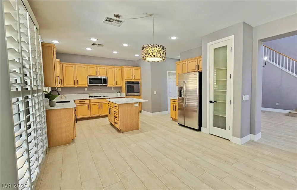 326 Carlisle Crossing Street Las Vegas, NV 89138