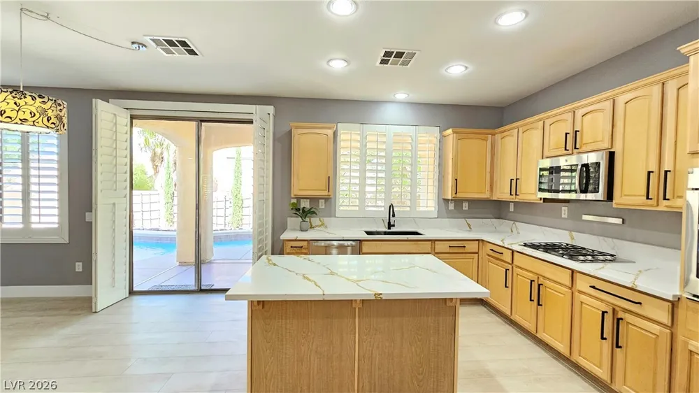 326 Carlisle Crossing Street Las Vegas, NV 89138