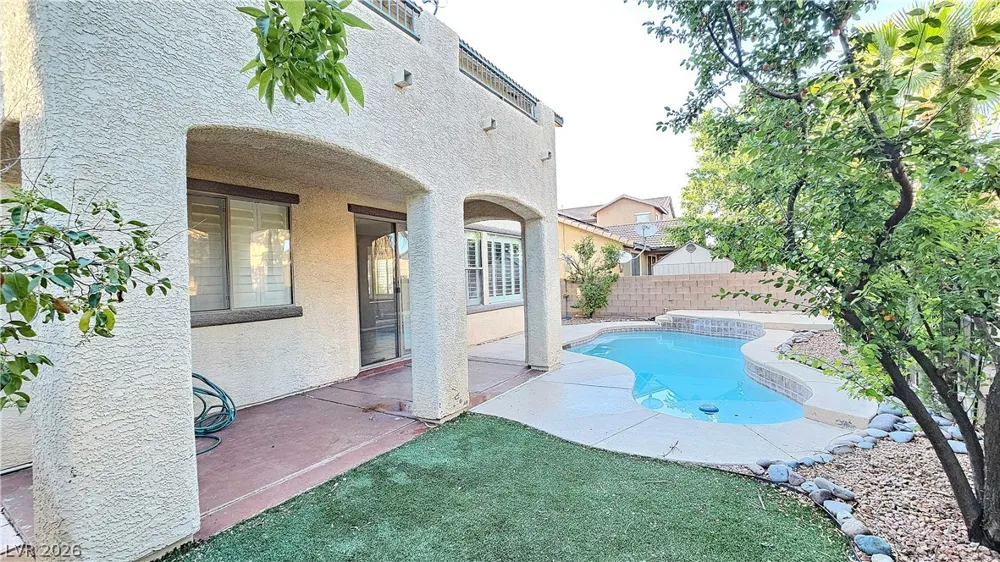 326 Carlisle Crossing Street Las Vegas, NV 89138