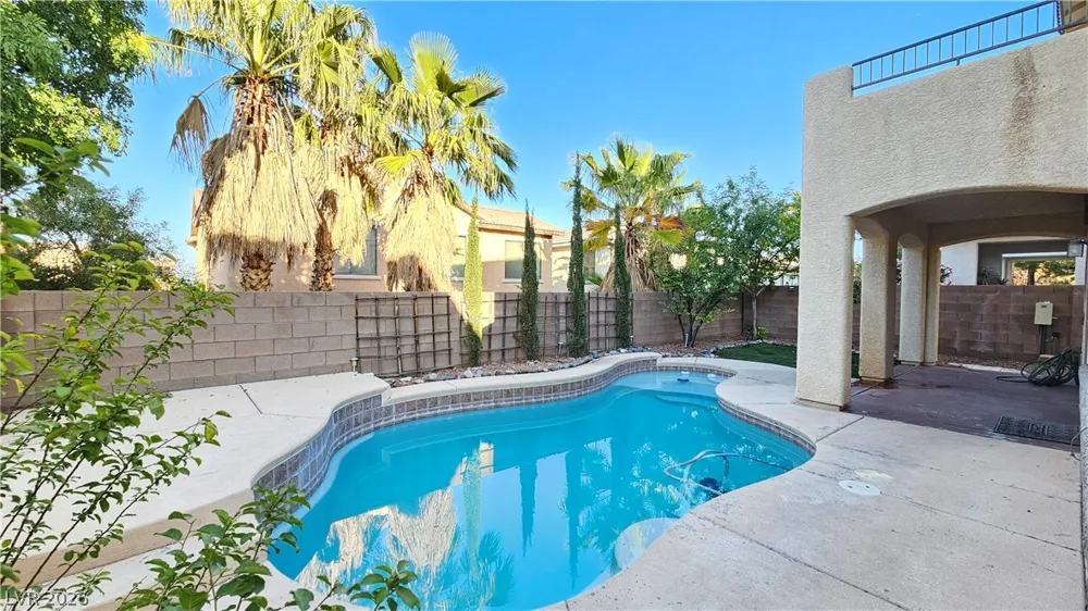 326 Carlisle Crossing Street Las Vegas, NV 89138