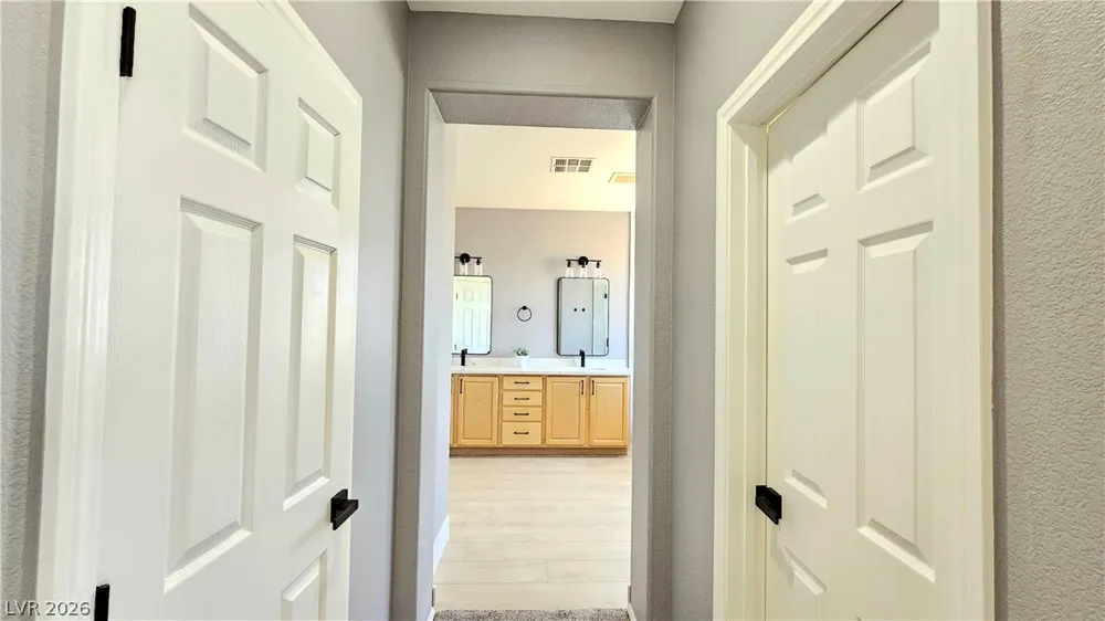 326 Carlisle Crossing Street Las Vegas, NV 89138