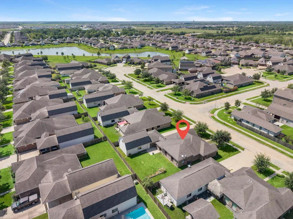 6830 Gonzales Point Manvel, TX 77578