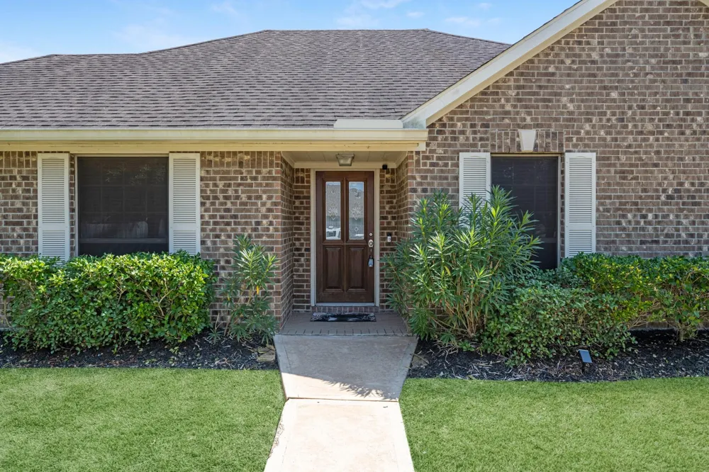 6830 Gonzales Point Manvel, TX 77578