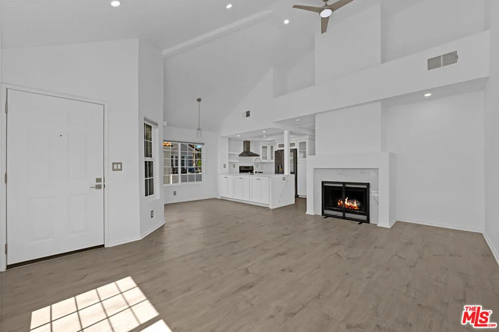4240 Lost Hills Road #506 Calabasas, CA 91301