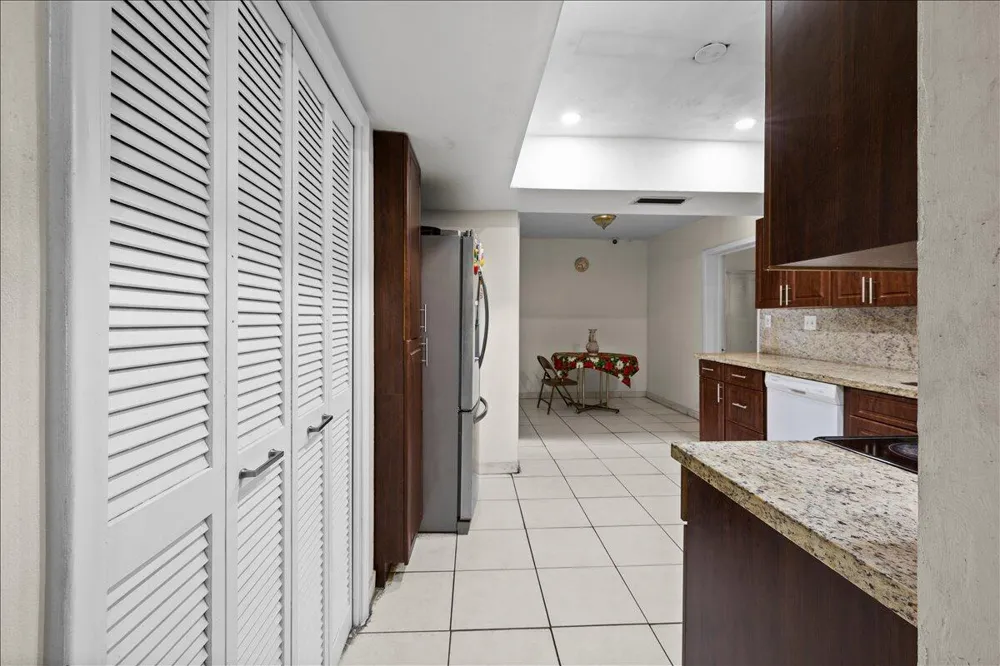 8407 NW 25TH COURT Sunrise, FL 33322