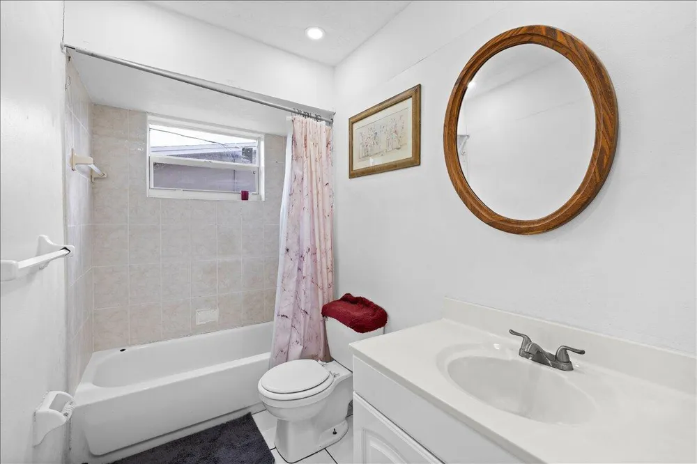 8407 NW 25TH COURT Sunrise, FL 33322