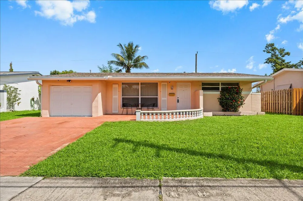 8407 NW 25TH COURT Sunrise, FL 33322