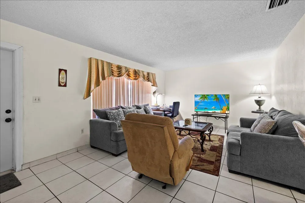 8407 NW 25TH COURT Sunrise, FL 33322