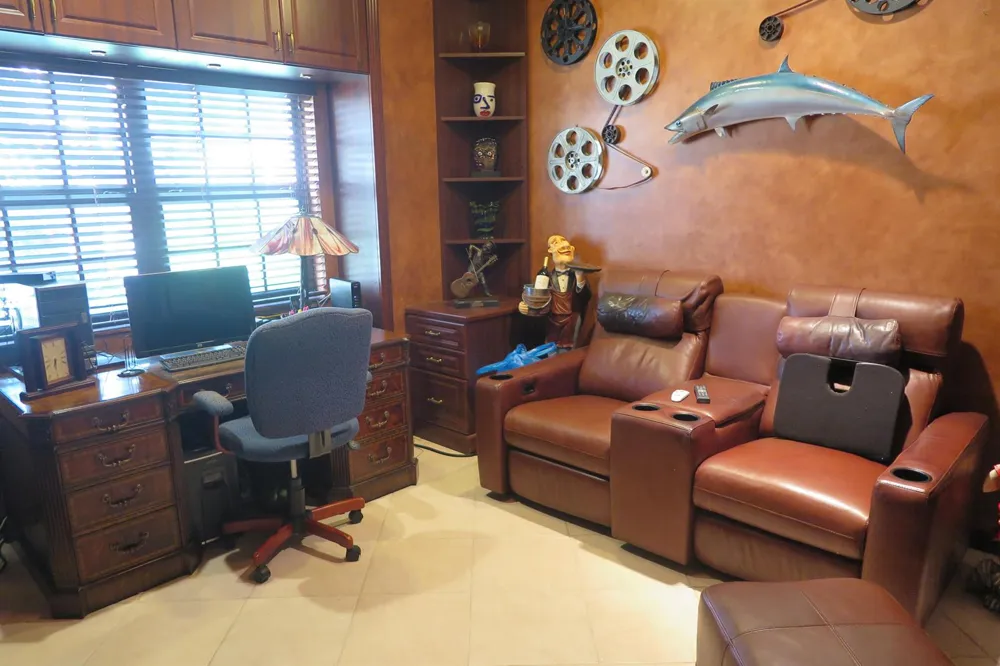 23440 MIRABELLA CIRCLE S Boca Raton, FL 33433