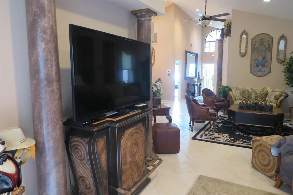 23440 MIRABELLA CIRCLE S Boca Raton, FL 33433