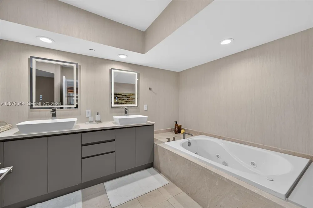 16500 Collins Ave #2256 Sunny Isles Beach, FL 33160