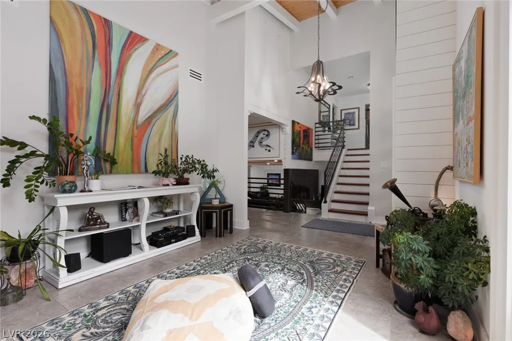 5285 Chieftain Street Las Vegas, NV 89149