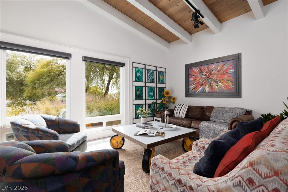 5285 Chieftain Street Las Vegas, NV 89149