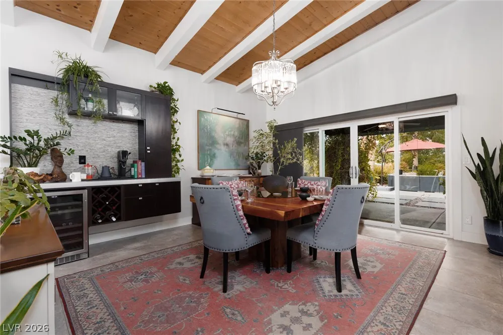 5285 Chieftain Street Las Vegas, NV 89149