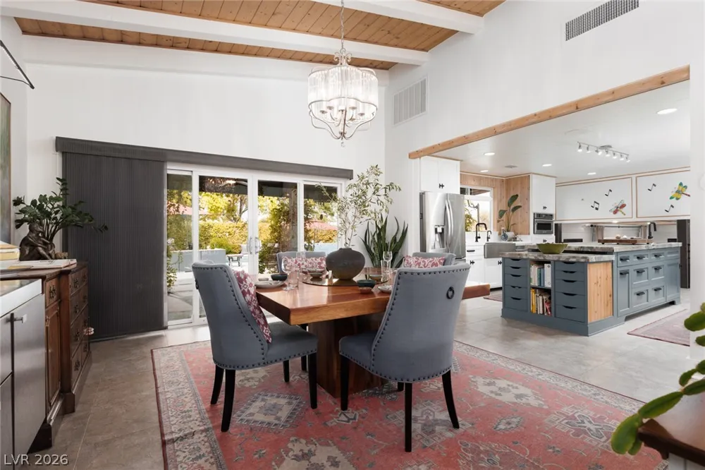 5285 Chieftain Street Las Vegas, NV 89149