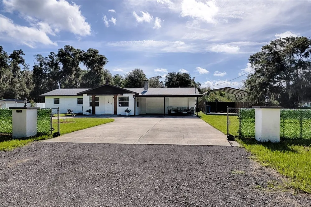 1701 STONE STREET Deland, FL 32720