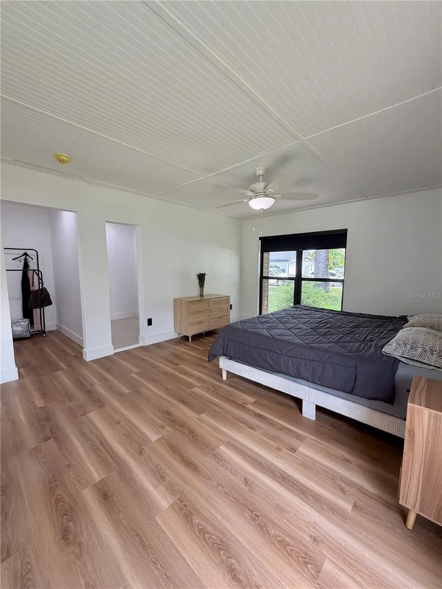 16503 FOOTHILL DRIVE Tampa, FL 33624