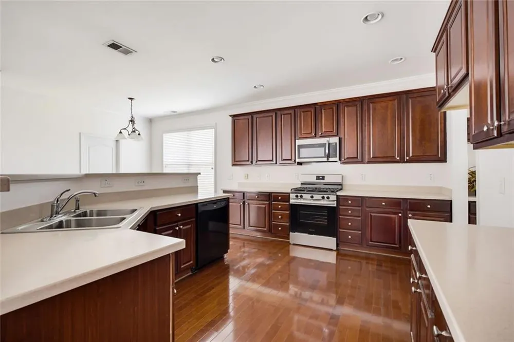 210 Harmony Lake Drive Canton, GA 30115