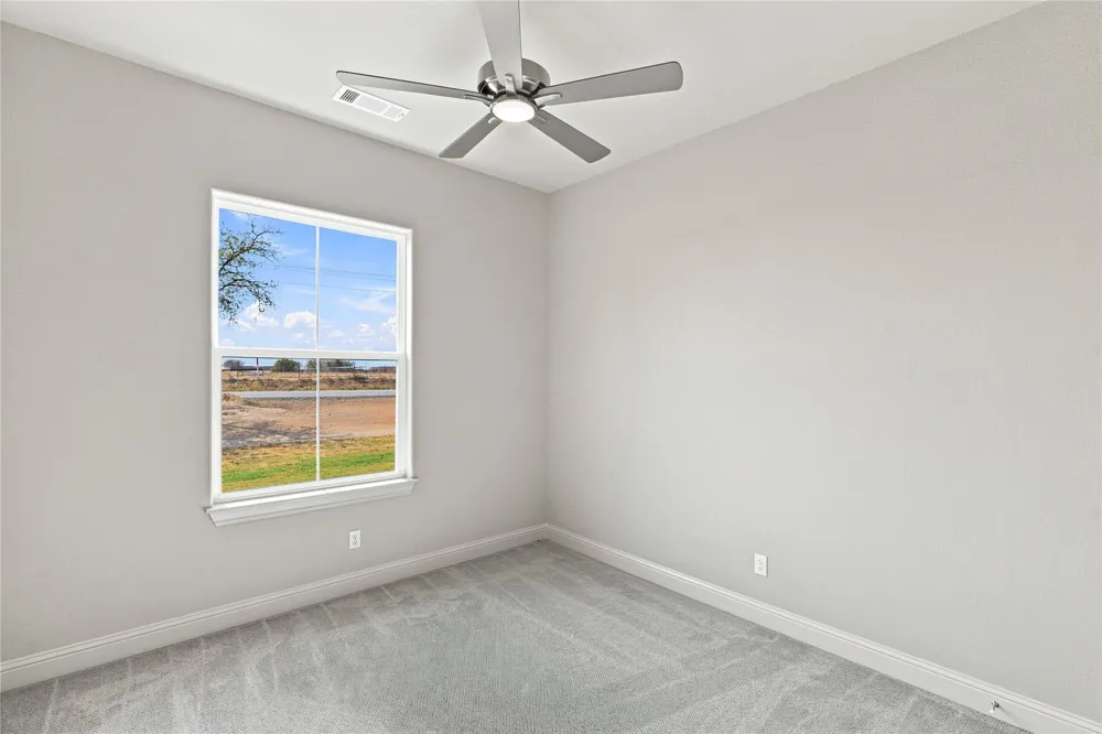 685 County Road 4530 Decatur, TX 76234