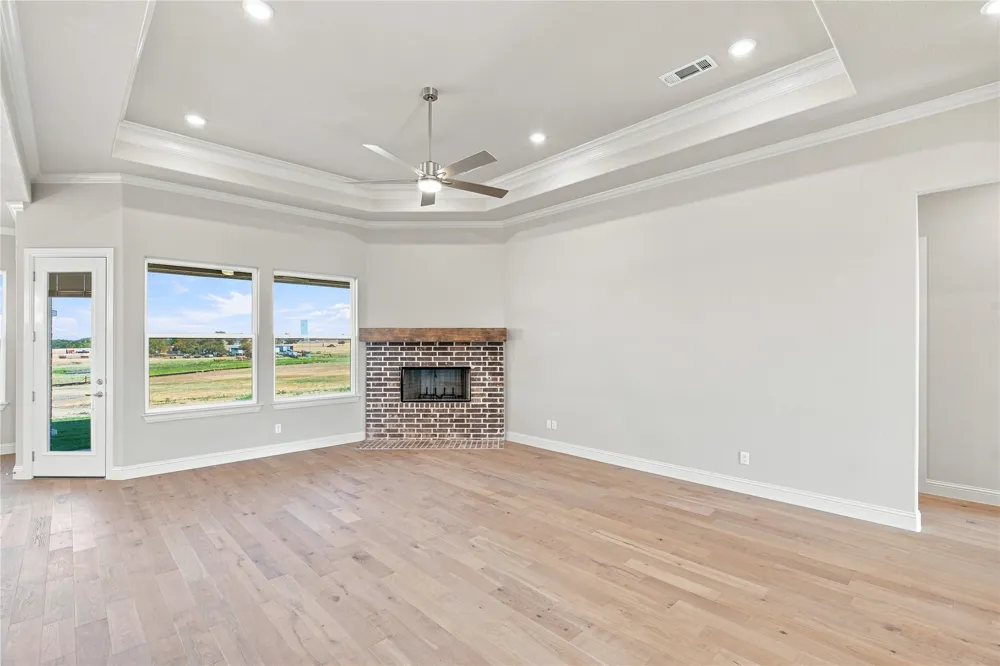 685 County Road 4530 Decatur, TX 76234