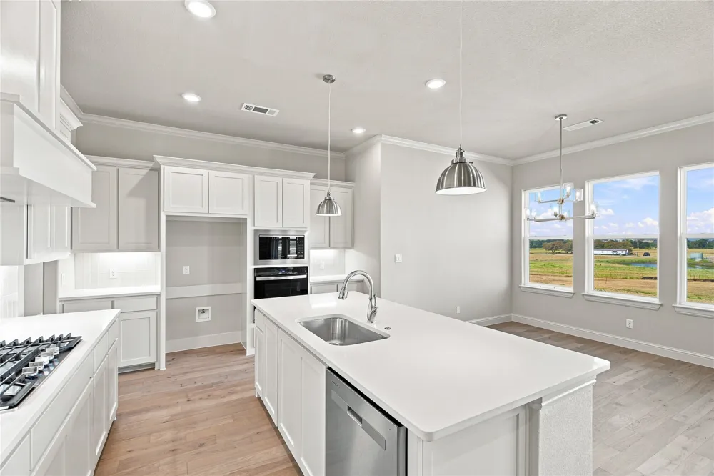 685 County Road 4530 Decatur, TX 76234