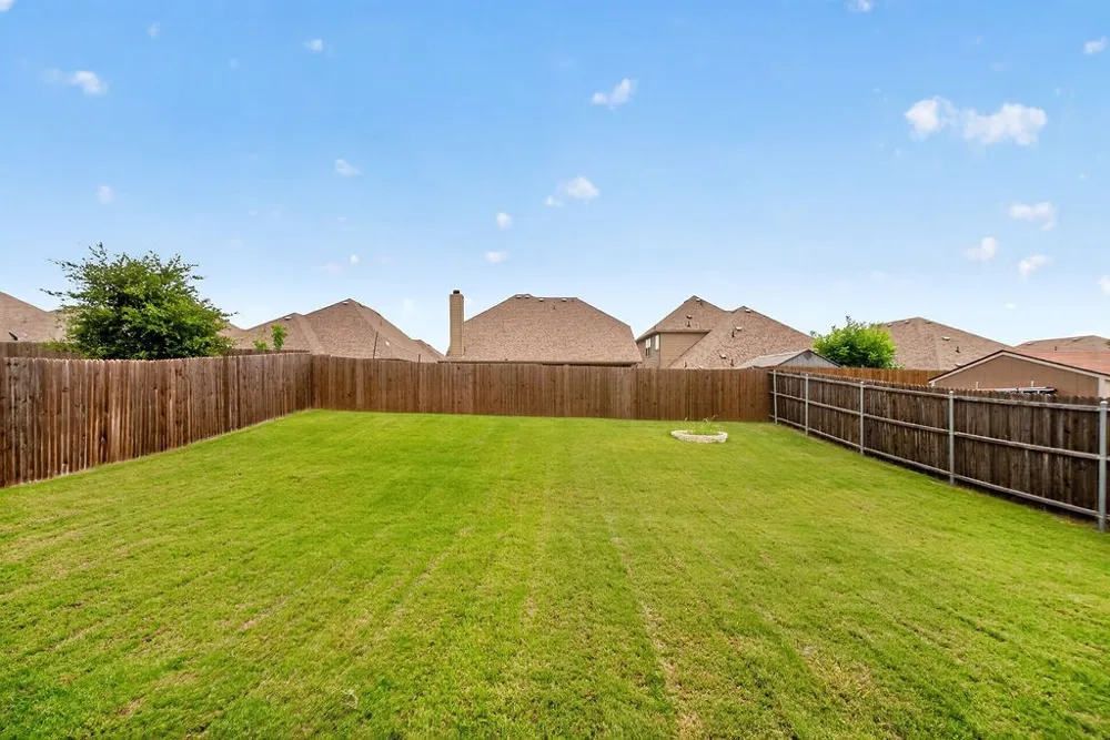 2105 Timineri Drive Princeton, TX 75407
