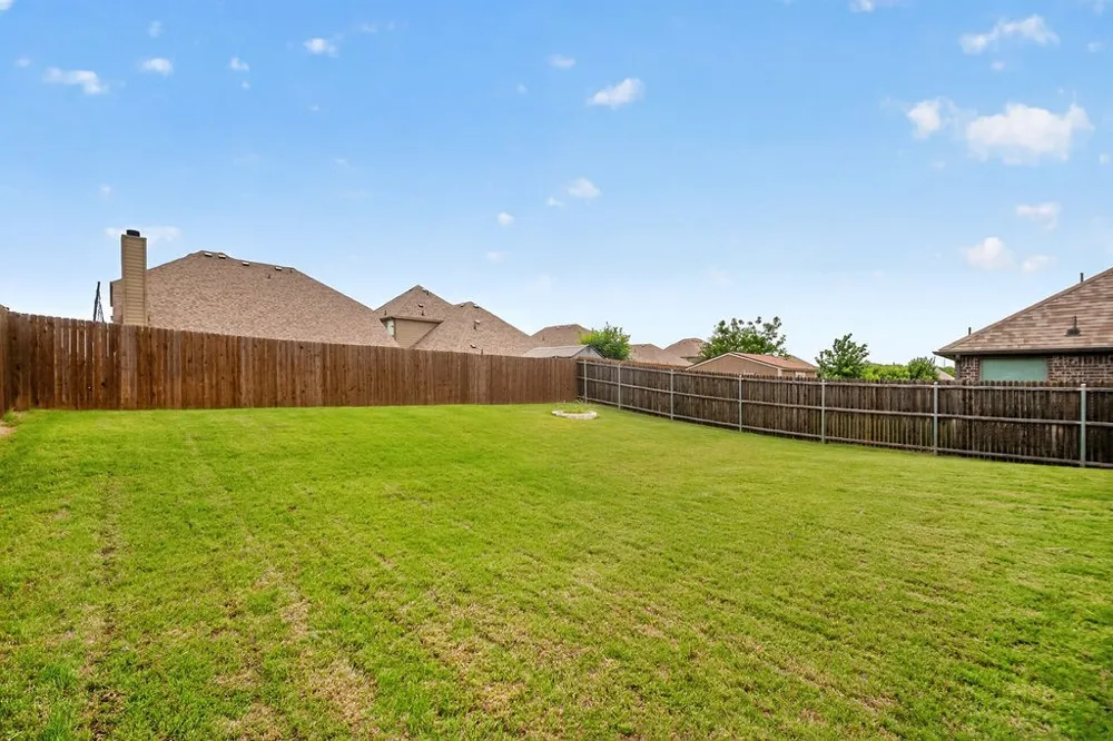 2105 Timineri Drive Princeton, TX 75407