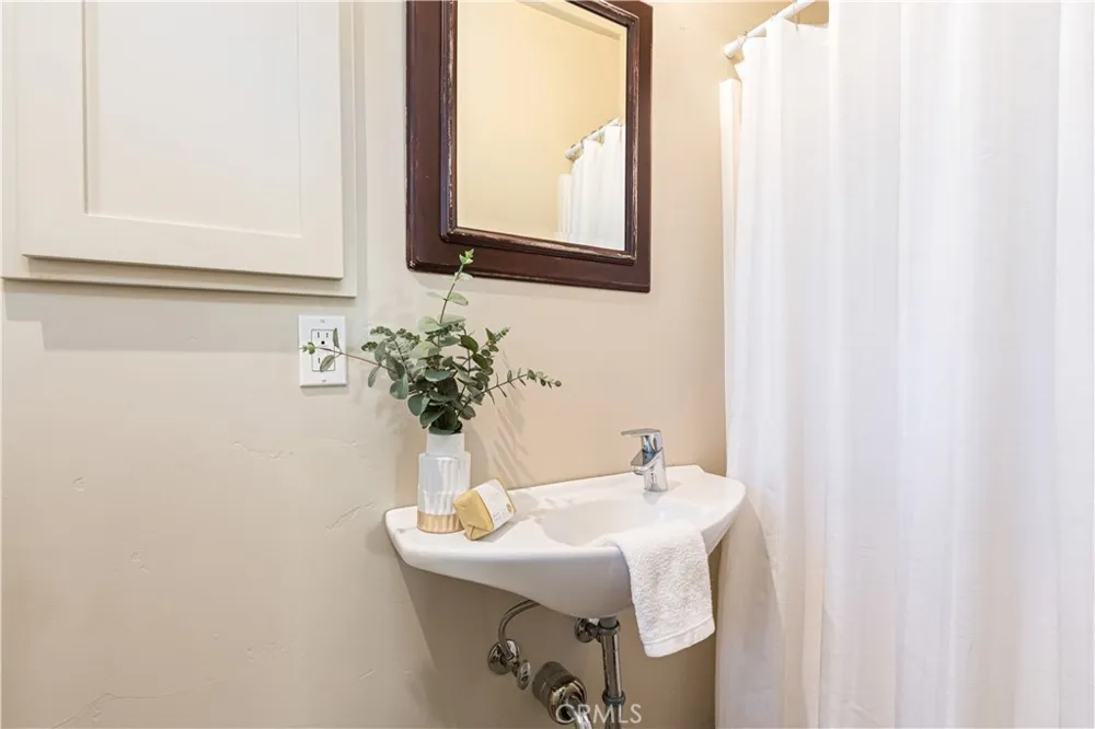 3339 Harrison Street Clearlake, CA 95422