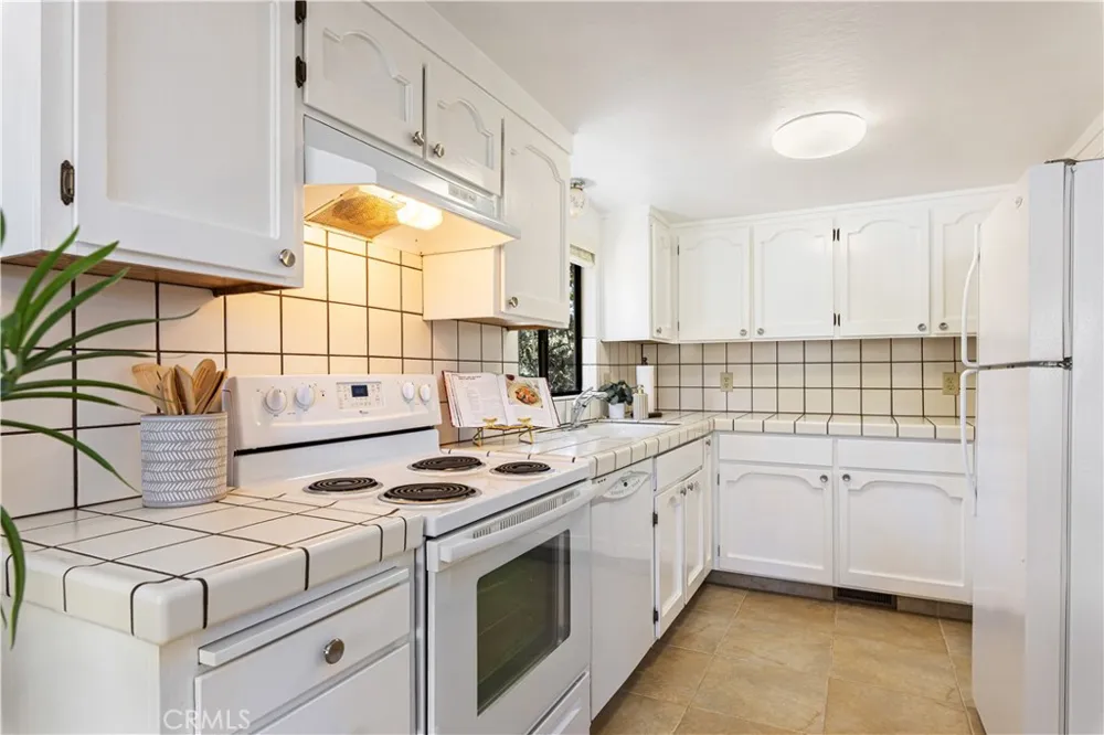3339 Harrison Street Clearlake, CA 95422