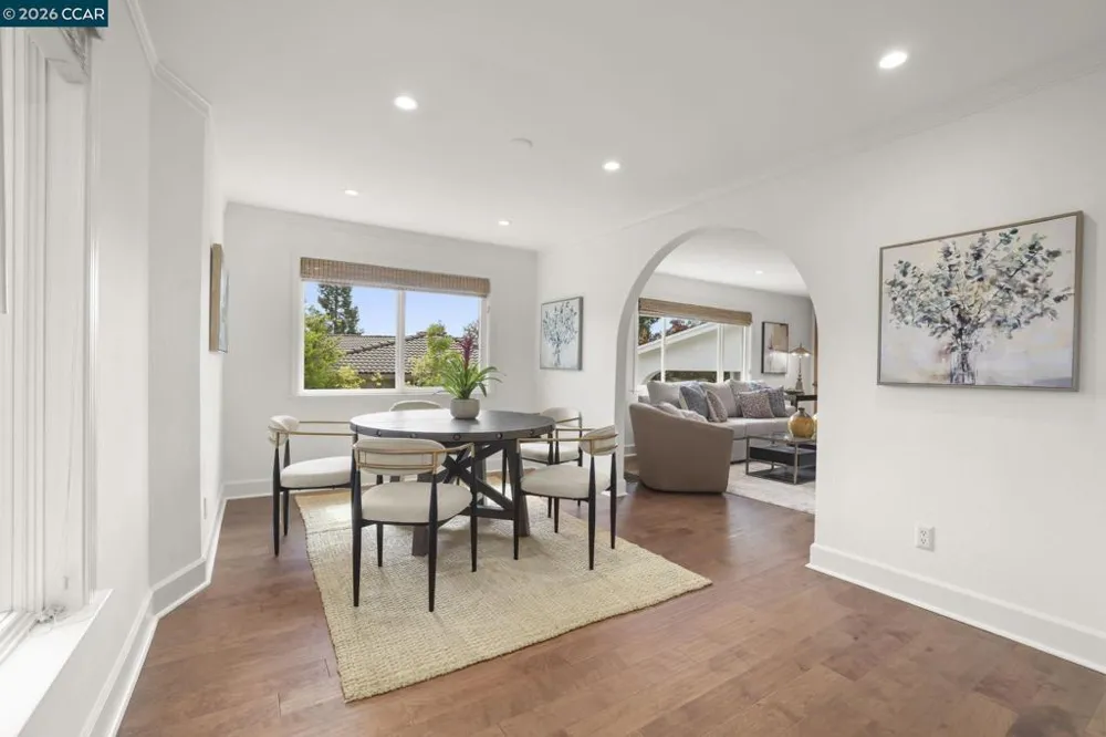 10 Darnby Orinda, CA 94563