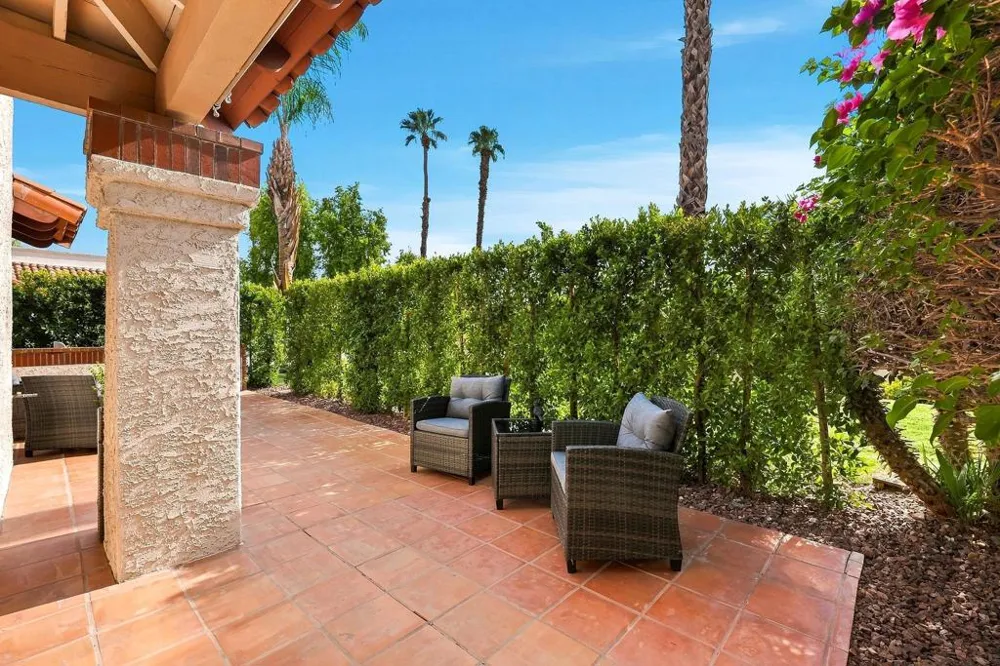 126 Avellino Circle Palm Desert, CA 92211