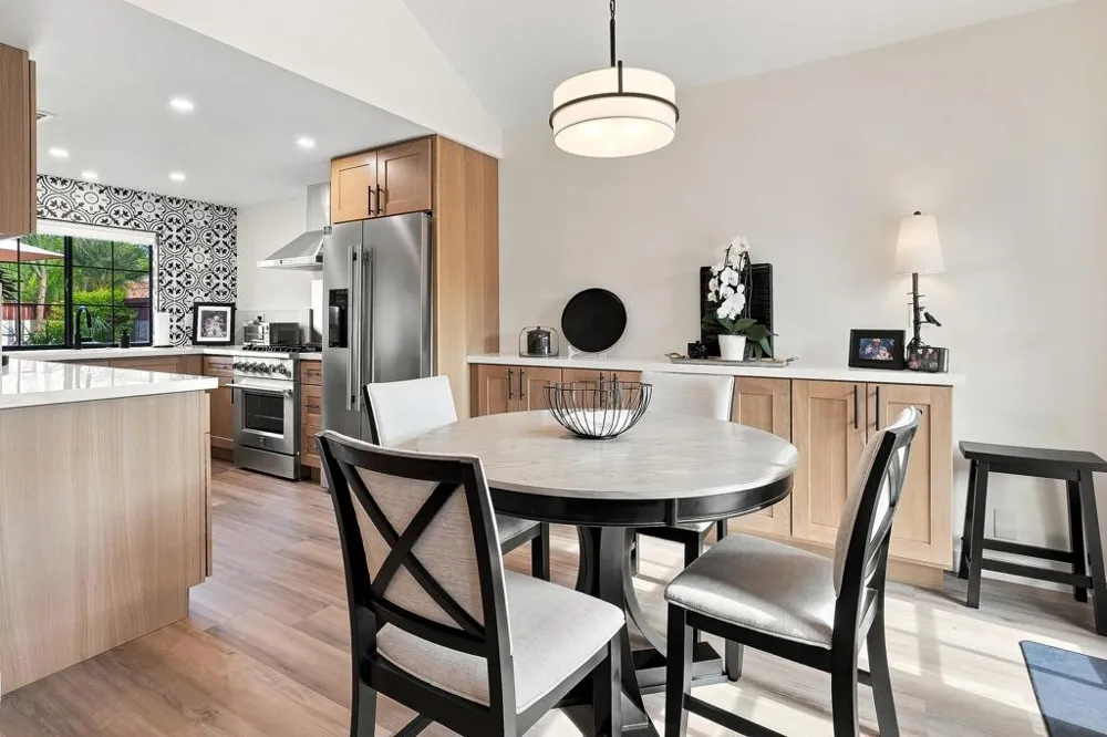 126 Avellino Circle Palm Desert, CA 92211