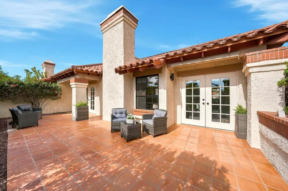 126 Avellino Circle Palm Desert, CA 92211