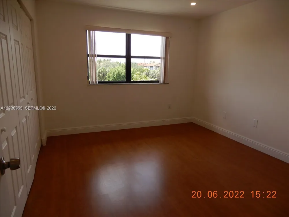 7175 NW 179th St #307 Hialeah, FL 33015