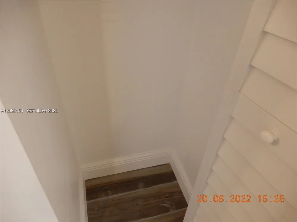 7175 NW 179th St #307 Hialeah, FL 33015