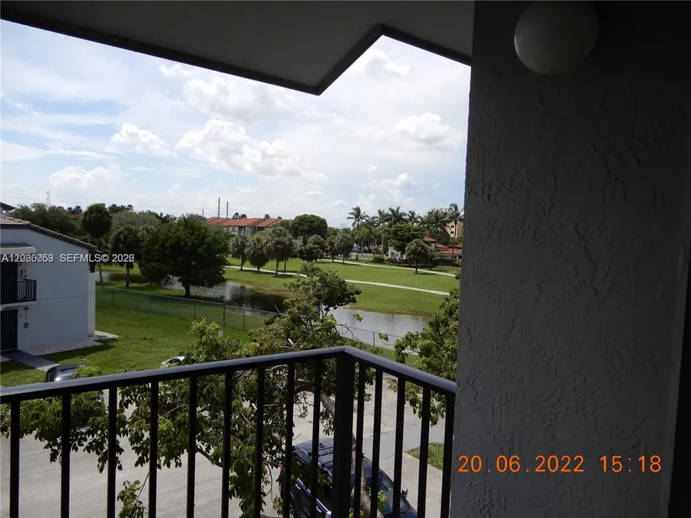 7175 NW 179th St #307 Hialeah, FL 33015