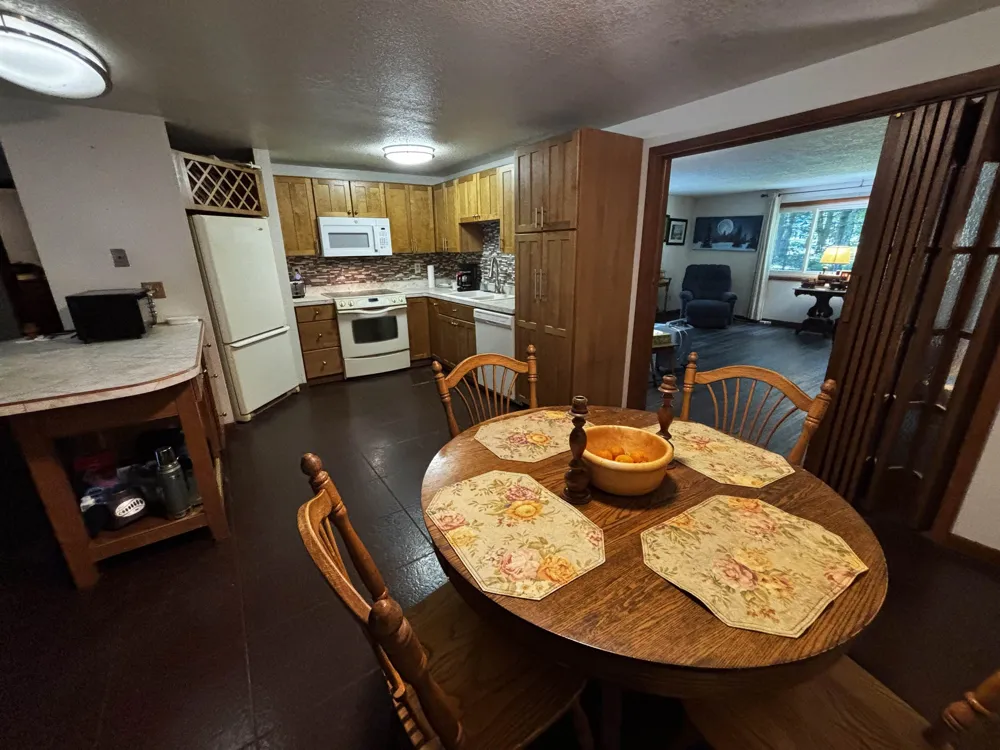 7015 Huntington Drive Oscoda Charter Township, MI 48750
