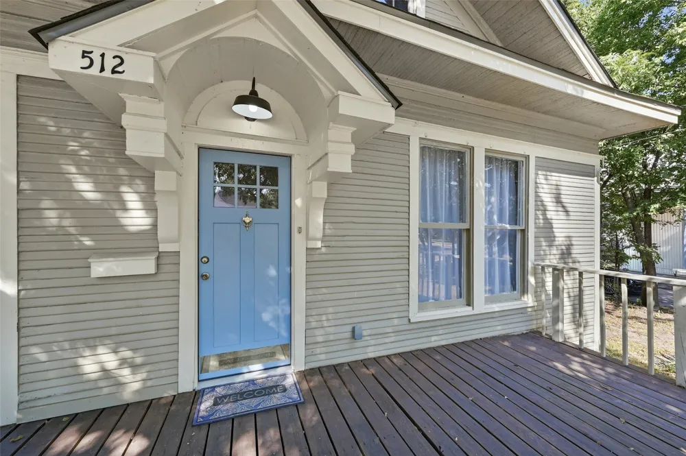 512 S Elm Street Sherman, TX 75090