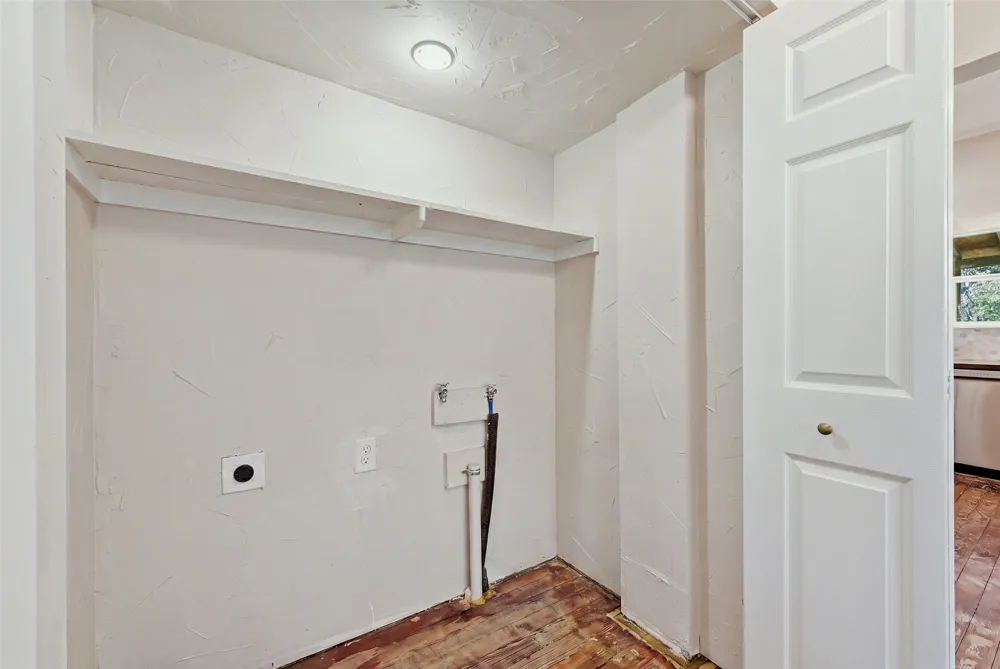 512 S Elm Street Sherman, TX 75090