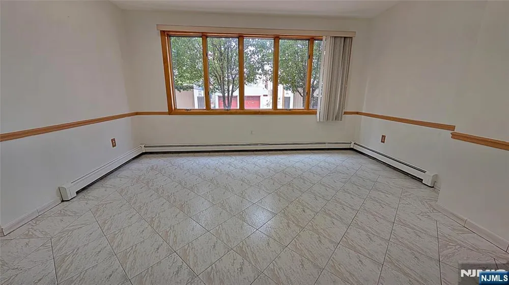 320 43rd Street 1 Union City, NJ 07087