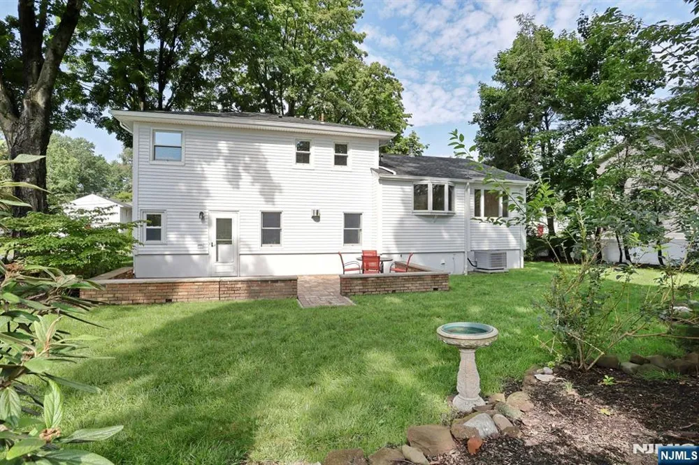 253 Jeffer Street Ridgewood, NJ 07450