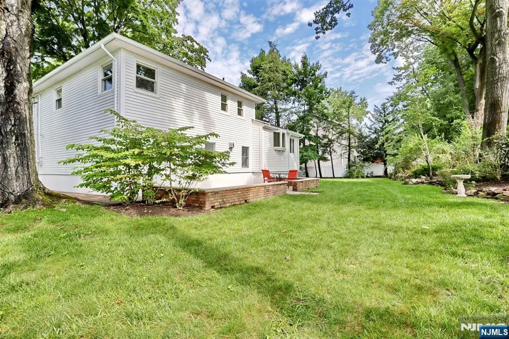 253 Jeffer Street Ridgewood, NJ 07450