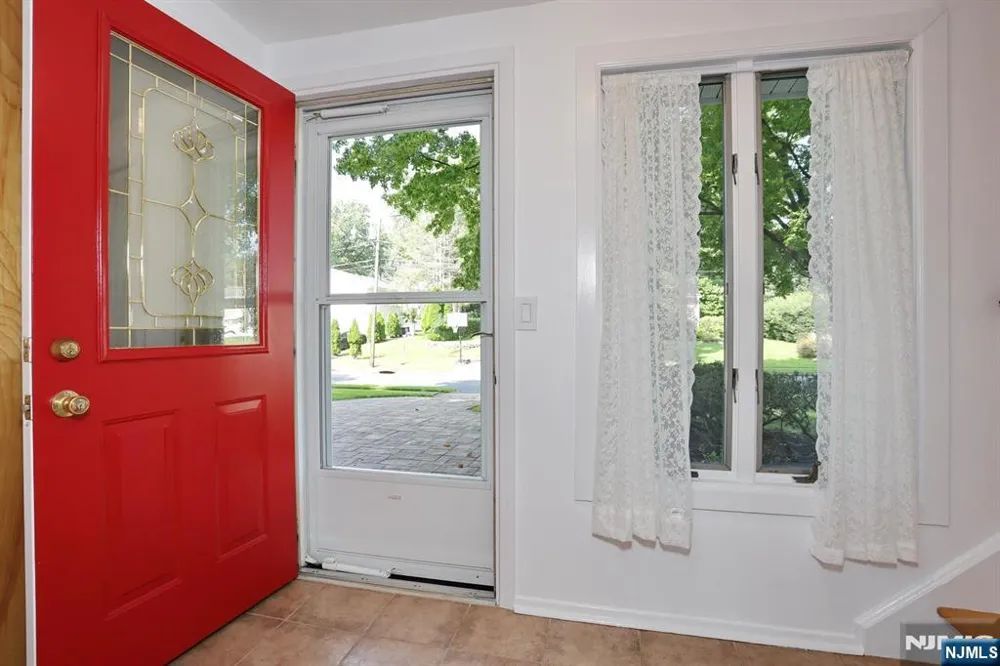 253 Jeffer Street Ridgewood, NJ 07450