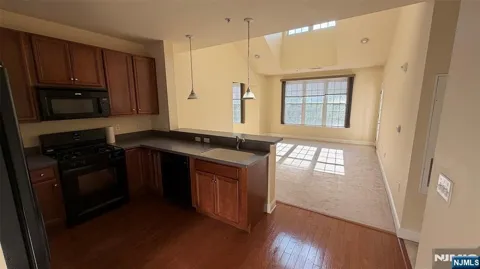2411 Ramapo Court